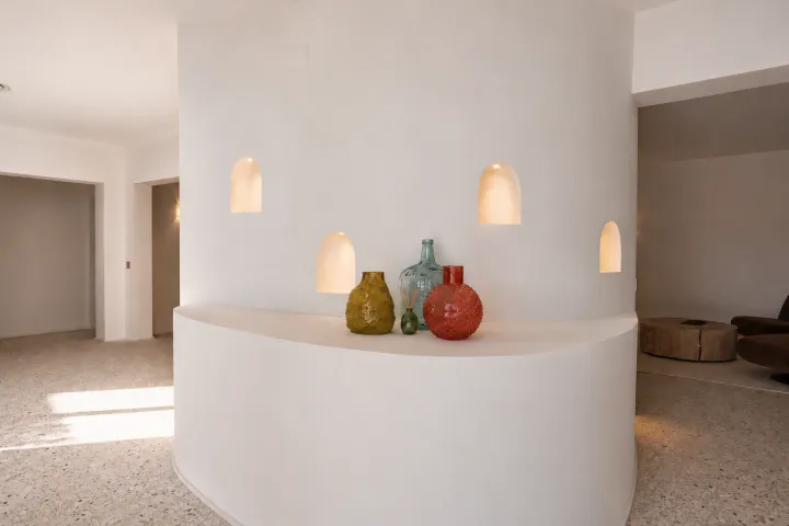 Exclusiva villa mediterránea con vistas panorámicas al mar en Jávea