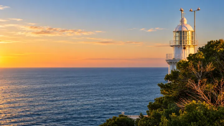 Villa en venta en Cabo de San Antonio, Jávea | Una sola planta, vistas al Montgó y apartamento de invitados
