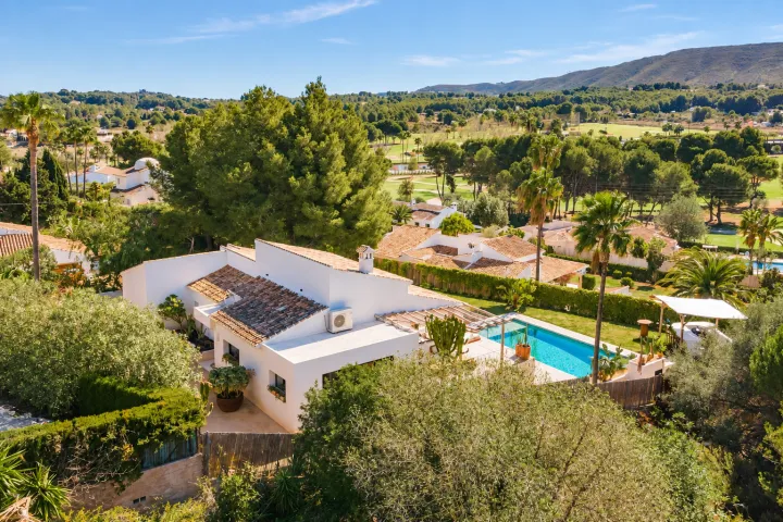 Villa mediterránea de seis dormitorios en Tarraula, Jávea
