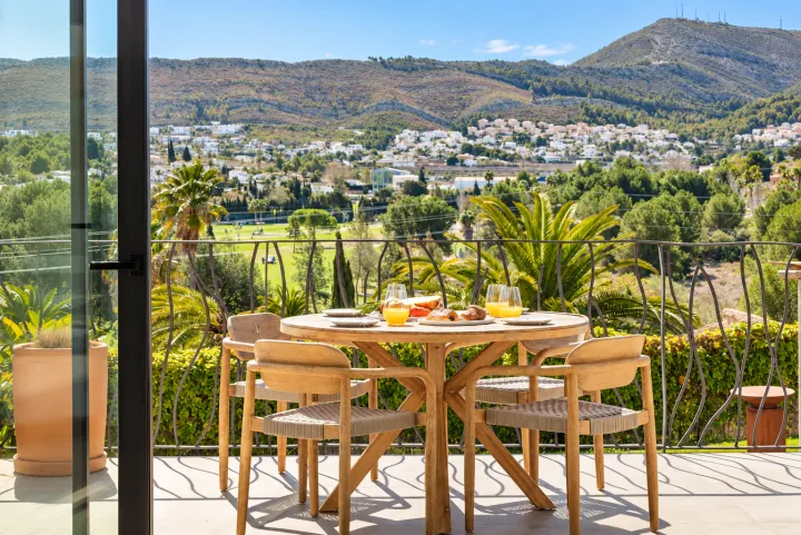 Villa mediterránea de seis dormitorios en Tarraula, Jávea