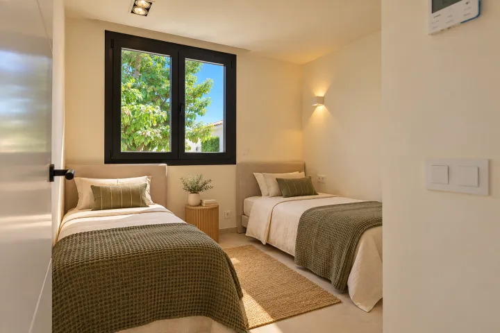 Villa completamente reformada con vistas panorámicas, privacidad y amplios exteriores