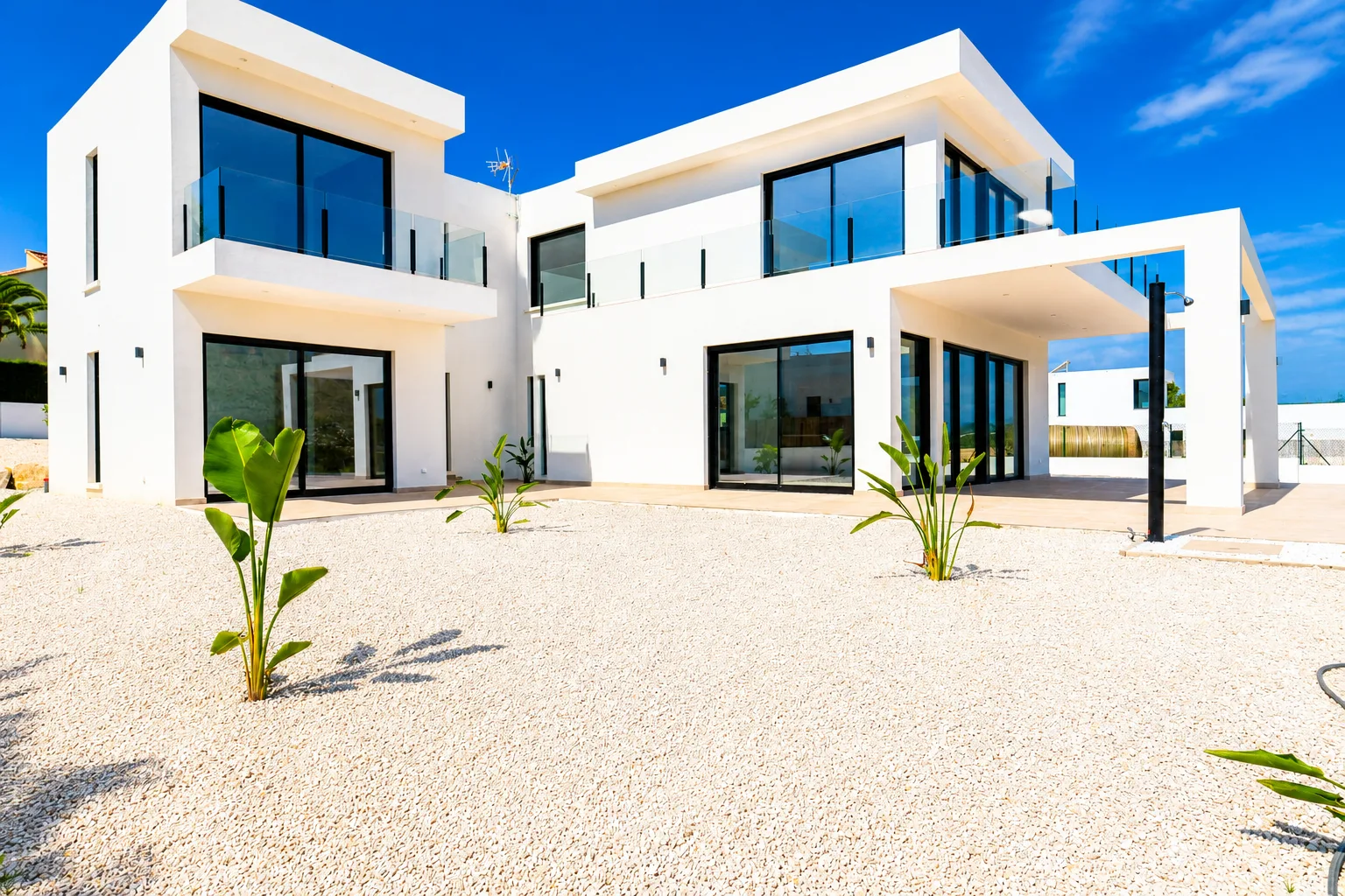 Exclusiva villa de obra nueva con vistas al Montgó en Jávea