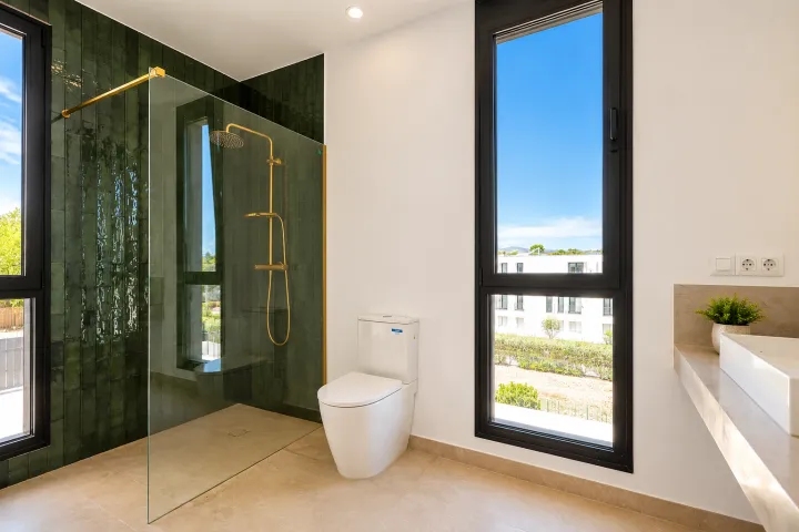 Exclusiva villa de obra nueva con vistas al Montgó en Jávea