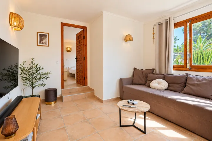 Villa reformada con casa de invitados independiente en Pinosol, Jávea