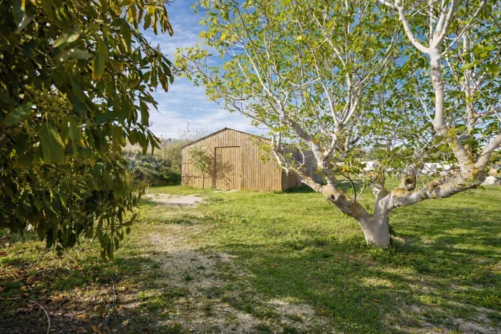 Ferme méditerranéenne avec vignobles privés et vue sur le Montgó, entre Jávea et Benitachell