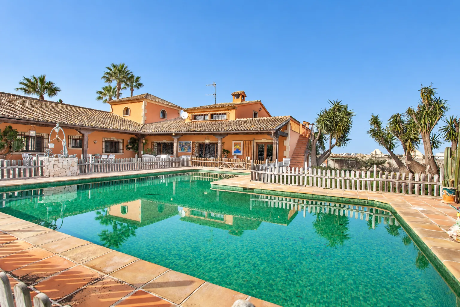 Eine Villa mit mediterraner Seele und Blick auf den Montgó in Dénia