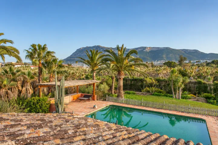 Eine Villa mit mediterraner Seele und Blick auf den Montgó in Dénia