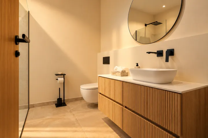 Nieuwbouw villa in Orbeta: licht, rustig en privé zwembad